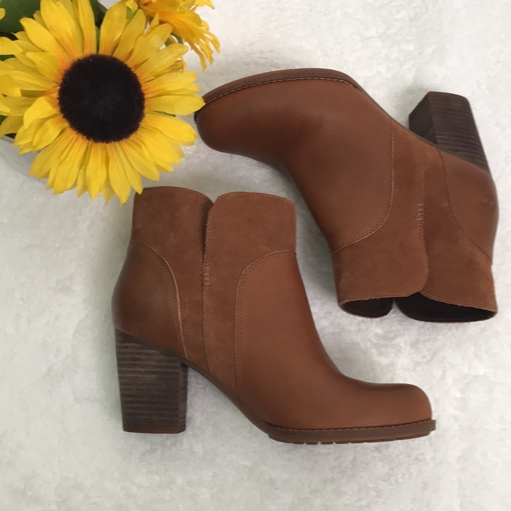 🎉Host Pick🎉 Timberland Rudston Leather Ankle Boots - Picture 2 of 6